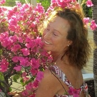 Sandy Daniels 